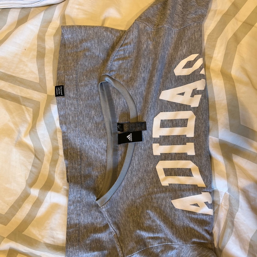 ADIDAS Grey Cropped Workout Shirt